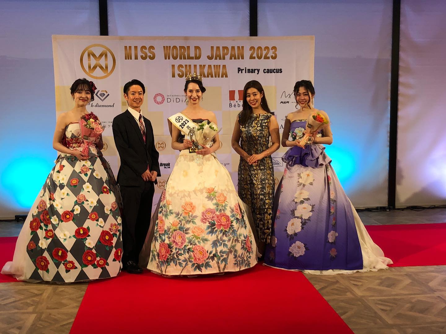 ミスワールドジャパン石川大会が開催されました。
会場はバリテラスCoCo金沢で、今年はコロナも落ち着いてきており、コロナ前のように大きな会場で開催することができました😉

3人のファイナリストの方々、三者三様でとても素敵なお姿を披露してくださいました✨✨

レッスンやトレーニングを経て、自分を磨く努力を惜しまない姿に勇気と感動をいただきました🥹
お三方とも本当にお疲れさまでした☺️

グランプリの勝田ケリーさん、おめでとうございます🎉これから日本大会へと進まれてお忙しくなるとは思いますが、その素敵な明るい笑顔で日本大会の会場も魅了してください😆🌈

自分としては審査員という慣れない役回りでとても緊張しましたが、ミスワールドという素敵な大会に携われたご縁に心から感謝しております😄

ミスワールドの理念である「目的のある美」という志がこれからも紡がれていくことをお祈りしております✨

☆☆☆☆☆☆☆☆☆☆

薬剤なしのトランセントフラッシュホワイトニング

[薬剤ホワイトニングは妊娠、授乳中、小児には不可です。]

既存のアルティメットホワイトニング2Xを超越した新ホワイトニング

妊娠中、授乳中でも安心🤱🏻
キッズも大歓迎✨

小さいお子さんの歯のようにピュアな白さを実感できます
歯の裏面までツルツルで気持ちも晴れやか

大切な天然の歯を傷つけず、ダメージを与えない。安心・安全のホワイトニング

健康的かつ輝く美しい口元へ
「健康と美の融合」を理念としたホワイトニングシステムです

アルティメットホワイトニング
トランセントホワイトニング
北陸初導入

国内認証医療機器
最新Ver.coolbrightエックスリミット使用

🍀🍀🍀アイリス歯科クリニックの特徴
輝く笑顔と健康的な口元をお守りすることを使命としています😊
むし歯や歯周病の予防に全力を尽くしています🦷✨

石川県金沢市泉野町の歯医者さん
アイリス歯科クリニック
お問い合わせ番号076-205-6614
24時間ネットでのご予約　https://iris-dental.com/whitening/可能です

#mwj.ishikawa
#ミスワールドジャパン石川大会
#ミスワールドジャパン2023
#ミスワールドジャパン
#薬剤なしのトランセントホワイトニング
#トランセントフラッシュホワイトニング　
#砂糖不使用デンタルスイーツ
#砂糖不使用キッズスイーツ
#シュガーフリー
#グルテンフリー
#カリエスフリー
#金沢美人
#スマイル
#アンチエイジング
#ダイエット
#ミスコン
#オシャレ
#ホワイトニング
#コスメ
#STORY
#Domani
＃キャリアウーマン
#白い歯
#結婚式
#オーガニック
#ママ友
#美肌
#ママファッション
#キッズモデル
#金沢タレント
#金沢アイリス歯科クリニック