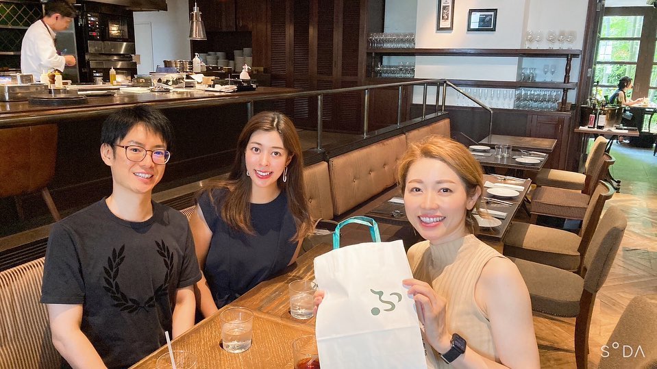 おつかれさまです。
アイリス歯科クリニックです。

今日は京都でHIROMI  DENTAL CLINIC を開業されている、ひろみ先生にお会いさせていただきました☺️

お会いしたのは初めてでしたが、歯と全身の美容と健康について話が盛り上がり、楽しく勉強させていただきました😆

トランセントホワイトニングと出会えたときの白さの実感と感動を共有でき、とても嬉しかったです🥹✨

体組成測定器のINBODYも体験させていただき、いずれは当院にも設置したいなと思いました💡

ひろみ先生、お忙しい中貴重なお時間をいただきありがとうございました☺️

薬剤なしのトランセントフラッシュホワイトニング

[薬剤ホワイトニングは妊娠、授乳中、小児には不可です。]

既存のアルティメットホワイトニング2Xを超越した新ホワイトニング

妊娠中、授乳中でも安心🤱🏻
キッズも大歓迎✨

小さいお子さんの歯のようにピュアな白さを実感できます
歯の裏面までツルツルで気持ちも晴れやか

大切な天然の歯を傷つけず、ダメージを与えない。安心・安全のホワイトニング

健康的かつ輝く美しい口元へ
「健康と美の融合」を理念としたホワイトニングシステムです

アルティメットホワイトニング
トランセントホワイトニング
北陸初導入

国内認証医療機器
最新Ver.coolbrightエックスリミット使用

🍀🍀🍀アイリス歯科クリニックの特徴
輝く笑顔と健康的な口元をお守りすることを使命としています😊
むし歯や歯周病の予防に全力を尽くしています🦷✨

石川県金沢市泉野町の歯医者さん
アイリス歯科クリニック
お問い合わせ番号076-205-6614
24時間ネットでのご予約　https://iris-dental.com/whitening/可能です

#薬剤なしのトランセントホワイトニング
#トランセントフラッシュホワイトニング　
#砂糖不使用デンタルスイーツ
#砂糖不使用キッズスイーツ
#シュガーフリー
#グルテンフリー
#カリエスフリー
#金沢美人
#スマイル
#アンチエイジング
#ダイエット
#ミスコン
#オシャレ
#ホワイトニング
#コスメ
#STORY
#Domani
＃キャリアウーマン
#白い歯
#結婚式
#オーガニック
#ママ友
#美肌
#ママファッション
#キッズモデル
#金沢タレント
#金沢アイリス歯科クリニック